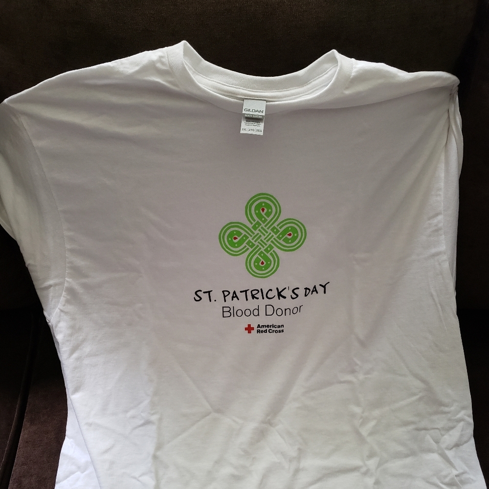 St Patrick's Day American Red Cross T-shirt 2XL
